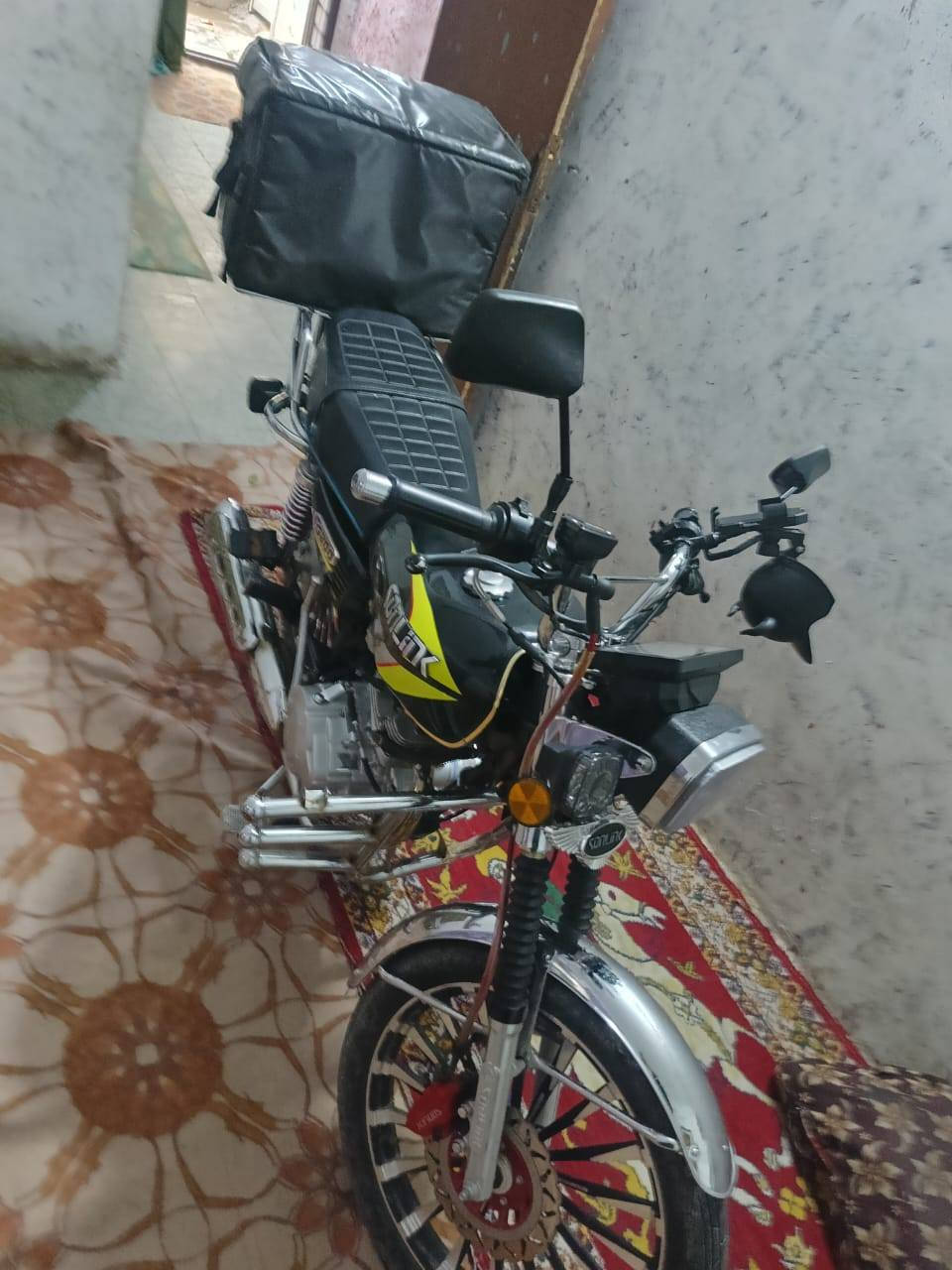 سيفان للبيع موديل 25 دراجه كفاله عامه مناقصه شي
واتس اب او اتصال *********** 
بغداد
