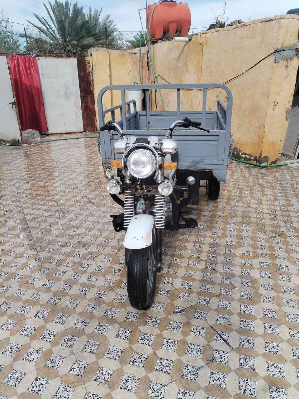 سلام عليكم ستوته للبيع مديل 2021  اوراقهه كامله مكينه بوشه او بستم شاصي كفاله ستوته جاهزه من الطول للطول ماناقصهه شي السعر مليون 550 او بيهه مجال مكاني الشطره عله طريق الدوايه هاذه الرقم ***********
