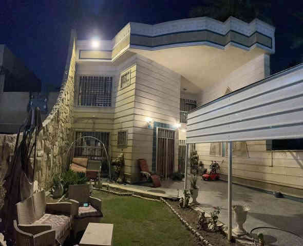 ✔️لـلـبـيـع في الـسـيـديـة ( الاعتماد الهندسي للعقار حصراً )

دار سكني كلاسيكي نظيف جداً جاهز للسكن 

موقع مميز ثاني عقار عن شارع التجاري مربع الاقتصاديين شارع15

المـمسـاحة  354  مـتـر الواجهة 8.85 م نزال 40م سند مستقل

متكون من 4 غرف نوم وحدة سويت وصالة وهول عدد2 ومطبخ حار بارد وخدمات 3 

✅ احصل على منزل أحلامك معنا، نحن مكتب عقاري موثوق ومتخصص في تلبية احتياجاتك السكنية
لاتتردد في زيارتنا او الاتصال بنا •••
‏‎((الأعتماد الهندسي للعقار حيثٌ تَلتَقي الرُوٌية ,بلتَمَيٌز ))

‏‎📊كل ماعليك الاتصال أو المراسلة على الصفحة *ʲᵒⁱⁿ ᵘˢ*

***********-***********

‏‎الفرع الاول / الـسـيـديــة الضباط مقابل افران الرباط
‏‎ الفرع الثاني /شارع العلوة مقابل مدرسة حلم الغد الاهلية 
‏‎الفرع الثالث / عرصات الهندية مجاور فندق بلوم 

‏‎‏‎زبائننا الكرام بِكُم نَرتقي ونَتشرف بزيارتِكم ونَفتخر بخِدمتِكم ❤
