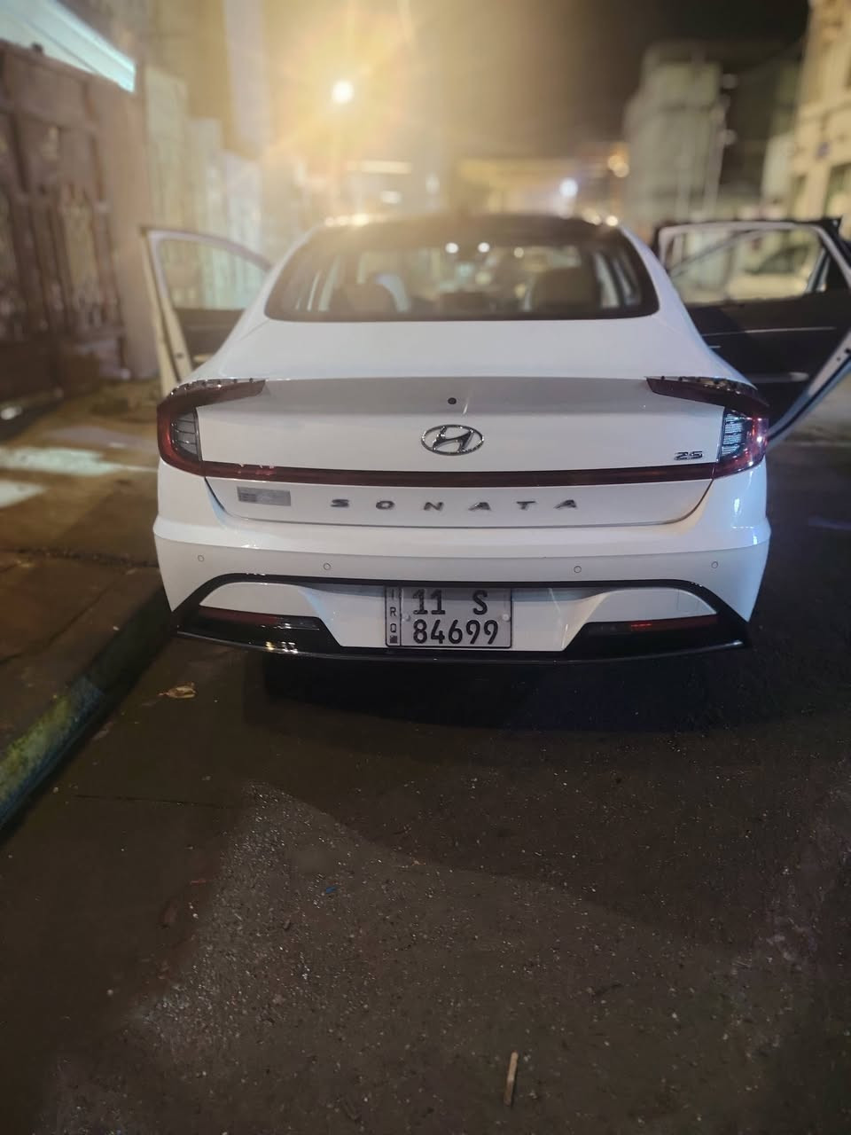 السلام عليكم ورحمة سوناتة ٢٠٢٢ بيها بارد بجاملغ المامي  ماشيه ١١٠ مكاني البياع*********** السعر ١٨٨
