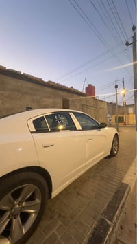 جارجر • دودج تشارجر • سيارة 2015 • رقم بغداد • مواصفات فول • تبريد ثلج...