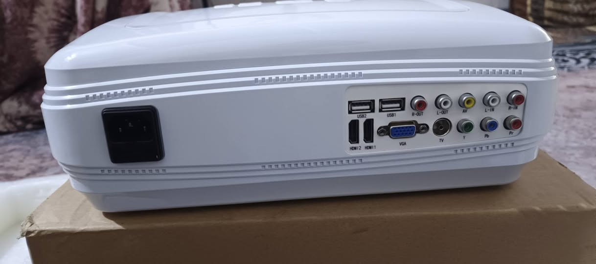 سلام عليكم 👋
داتا شو عملاق كلشي يشغل ويربط علجهاز 

كهرباء فقط ❗ سعره 35 وبيه مجال 🔥 احرك السوك 

يجي وياه كامل الملحقات يربط عليه بلي ستيشن 

المكان / كربلاء حي السلام 

ماكو توصيل رجان ❌


**إذا كنت صاحب هذا الإعلان وتريد حذفه لأي سبب، رجاءا أرسل رسالة إلى الدعم الفني**