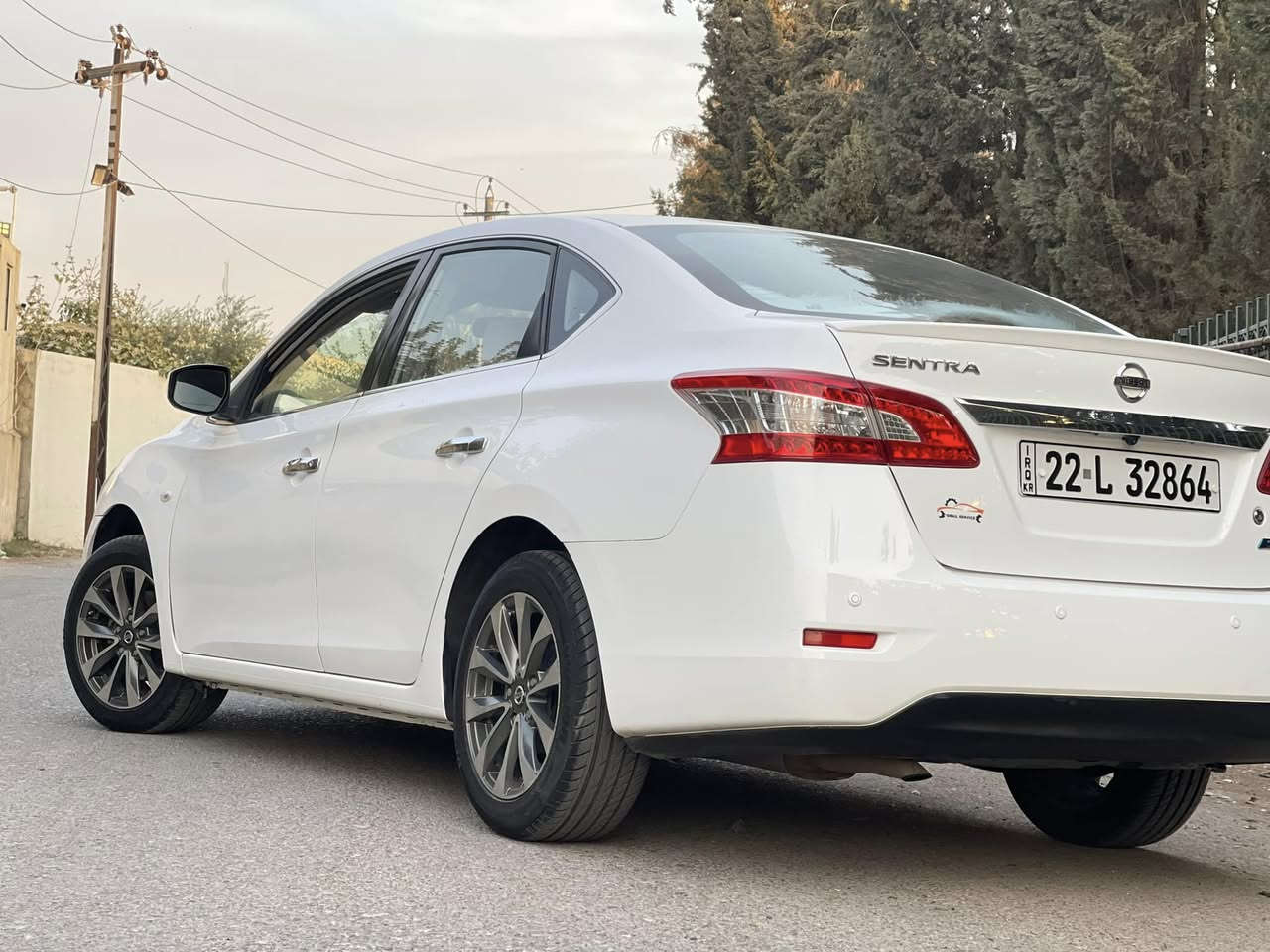 سيارة للبيع 
نوع سيارة : نيسان سينترا
موديل : ٢٠١٦
ماشية : ١٩٩ الف كم 
مواصفات : يدة نيكل -تبريد مركزي-شاشة كاميرا -بصمتين موجود -ويل كب
سيارة خليجي بدون صبغ  بس بي PDR 
صورة سونار موجود
سعر ١١٣ ورقة 
مكان : اربيل معرض ريبوار شارع ١٠٠ م 
***********
