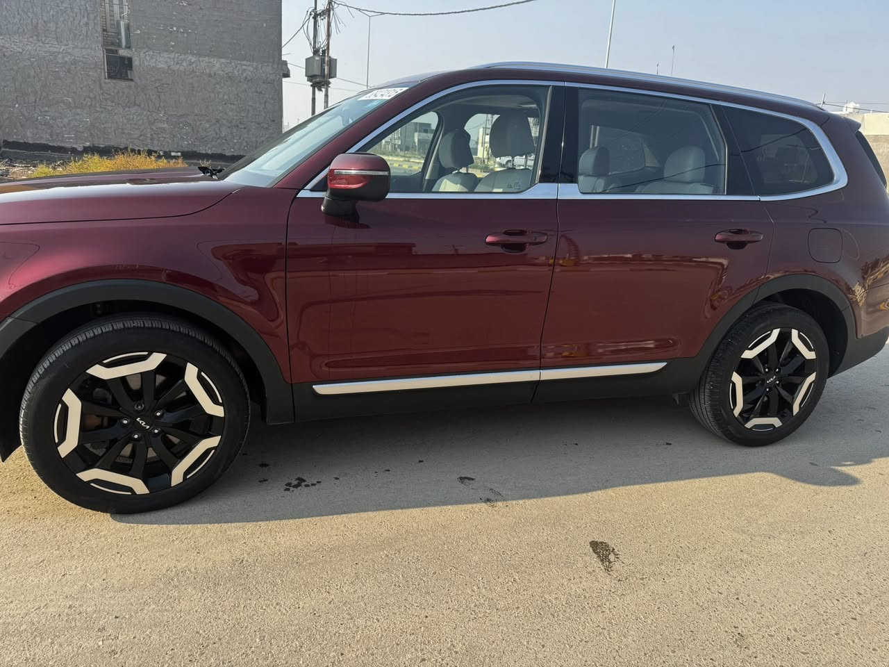 تلرايد ((دم الغزال))
KIA TELLURIDE
2023
42.7 كم
امريكي
ضرر بنيد فقط مالته الاصلي ماامبدل
((بيع 330 او مرواس مع سورينتوابيض امريكي 23 فمافوق ))

#مواصفاتها 
1.شاشه 
2.كاميرا
3.بصمه
4. نظام ايكو + سبورت
5.ويل كب 
6. تشغيل عن بعد
7.حساسات خلفي امامي
8.لايتات لد
9.لايتات زنون
10.بكلايتات لد
11.اشاير بالمري
12.رادارات 360
13.كشنات جلد
14.ثلاث قطع تبريد
15.هندبريك بصمه
16.شحن وايرليس
17.هيتر بالاستيرن
18.كشافات 
19.تحديد مسار
20.كشنات كهرباء
21.كشن السايق ميمري
22.تحديد مسار
23.سلايدرووف
24.فتحتين بردات
25.كشنات تدفئه/تبريد
26.نقطه عمياء
27.شاشه متصله GBS
28.كشناتVIPمنفصل
29.تخم تايرات pirelli - Scorpion Zero 
***********
