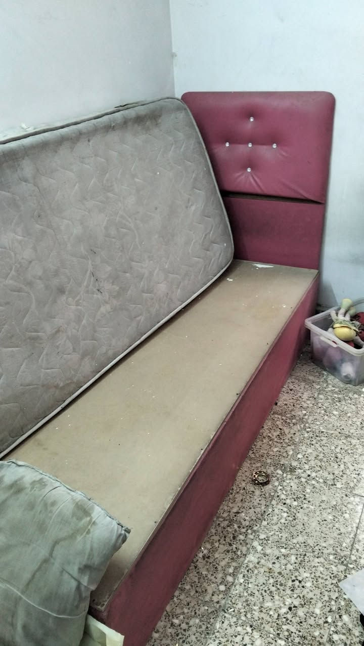 السلام عليكم 175الف أي استفسار اتصل بي واتساب تدلل *********** بعد وبها غراض ميز
