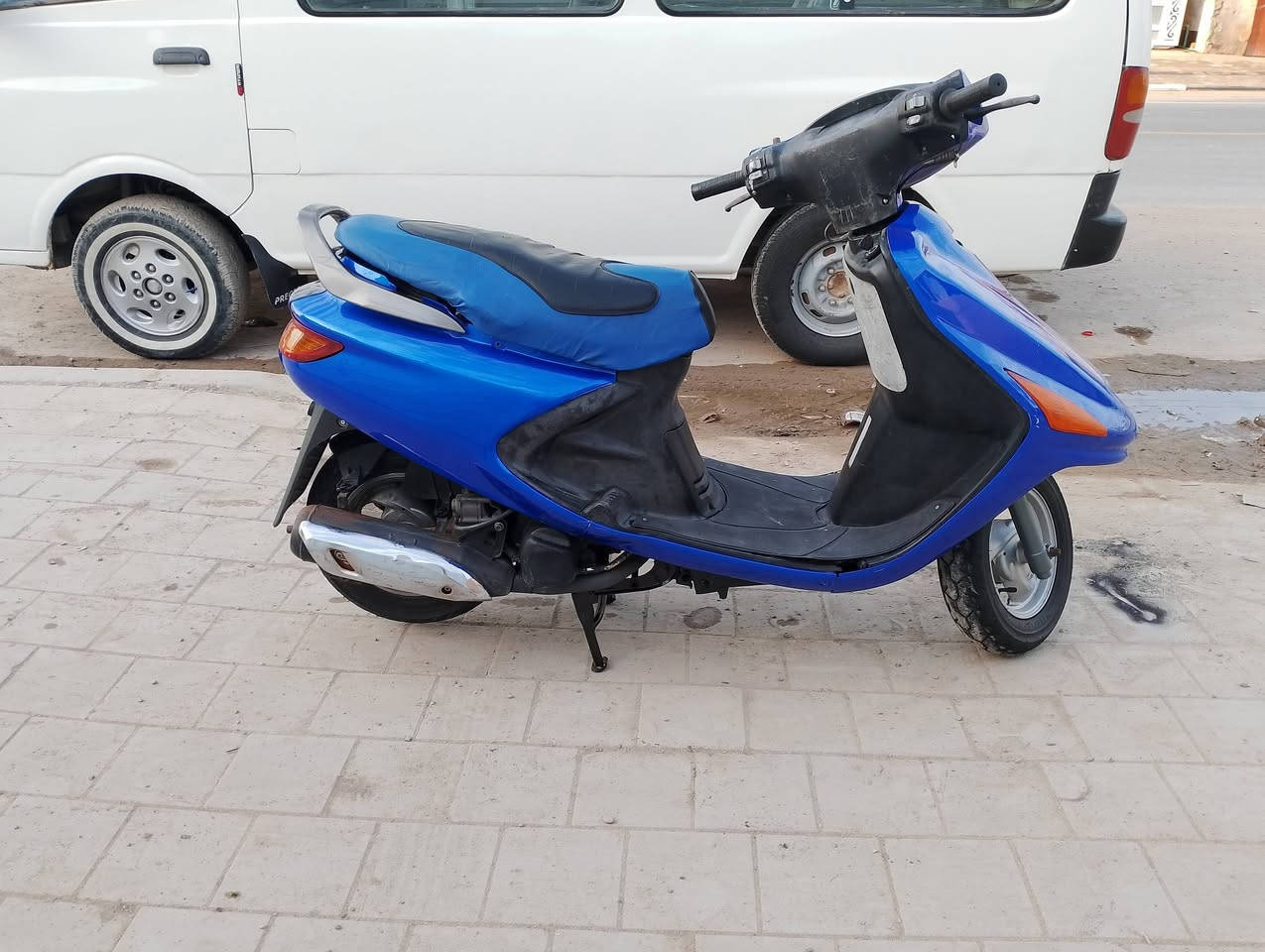 سلام عليكم دراجه فراشه نثيه  حاويه ما مفتوحه دراجه خير من الله كلشي شقل بيه من الطول الطول   صارله شي  قليل من طالع من الحاويه شراي بي خير وا يدلل مكاني قضاء الصادق هاذ رقمي ***********
