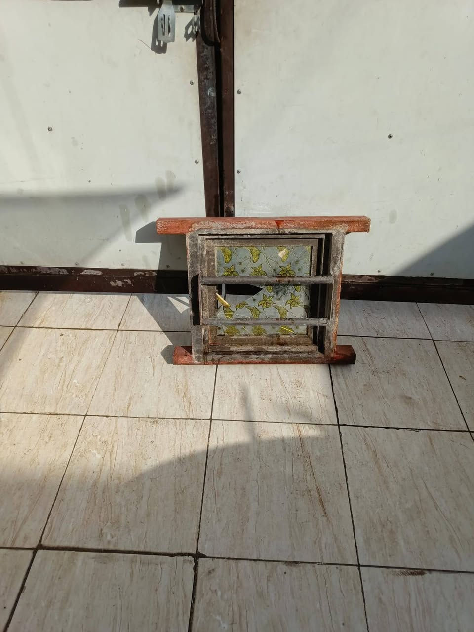 مغسله صغيره ب٢٠ 
شباك مفرغه صغير ب١٠
ماطورات الواحد  ب٢٥ واحد يشتغل والثاني يحتاجله بوش  اذا ثنينهن ب٤٥
العنوان بغداد الدوره ابودشير


**إذا كنت صاحب هذا الإعلان وتريد حذفه لأي سبب، رجاءا أرسل رسالة إلى الدعم الفني**