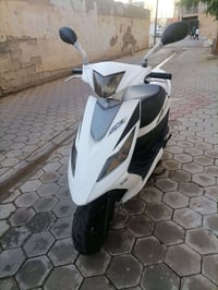 سايم نحله • قفل