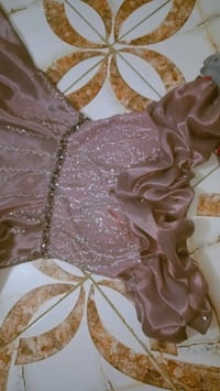 فستان • قياس ٤٤/٤٢ • كلوش فخم