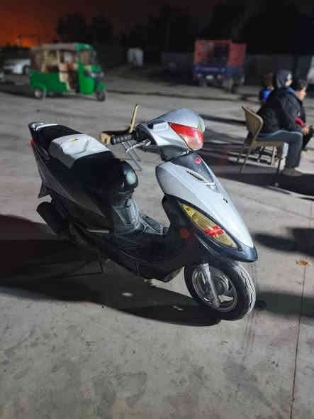 سلام عليكم دراجه للبيع جي فور سعر300  مكاني رفاعي
***********
🤍
