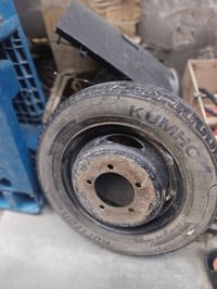 بعد اذن مدير الاكروب عندي وياله قياس 13كيا حمل نثيه 2700 عدد 4 نص عمر ...