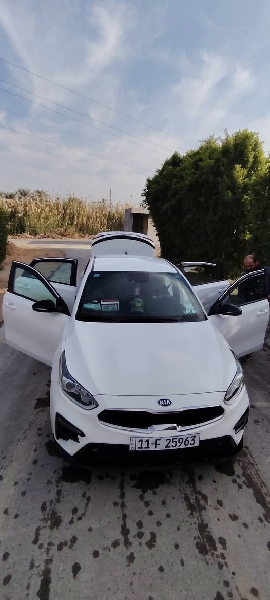 سلام عليكم للبيع كيا فورتي موديل 2021
رقم بغداد جديد الانگليزي  حره الضرر نصف بونيد ودعاميه اماميه وجاملغ الايسر صبغ
والاهلال الخلفي اليسار اثر حادث واضح بالصور 
السونار مرفق بالمنشور السياره ويل كب وليس ويل عادي  السعر 140 وبيها مجال 
العنوان الانبار الصقلاويه البعكاش اي استفسار 
الاتصال ع الارقام التاليه

***********
***********
***********
***********
