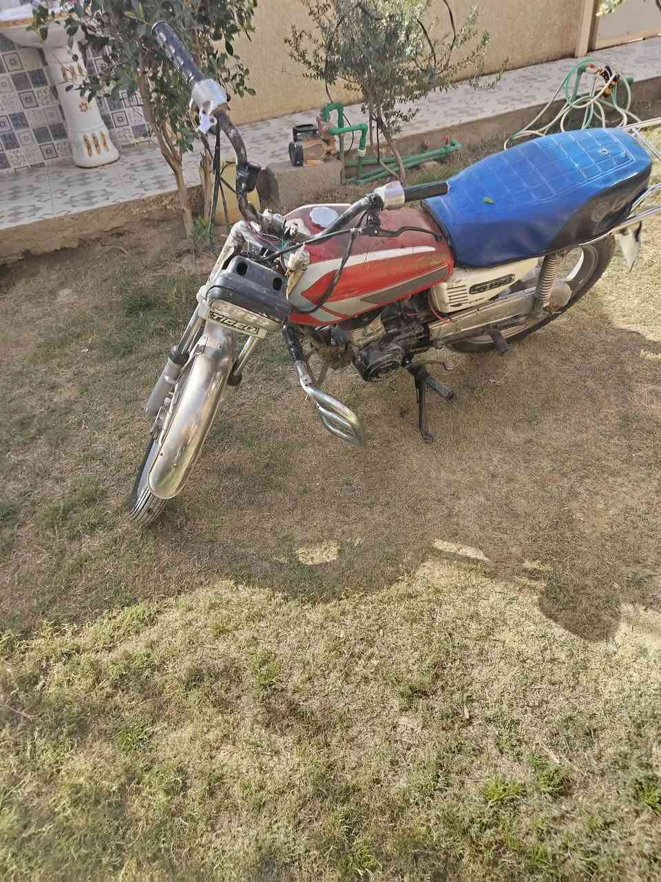 دراجة تايكر مال توصيله بدون أوراق. السعر 175 بيها مجال بسيط مكاني تقاطع عبدالله ابن  ***********
