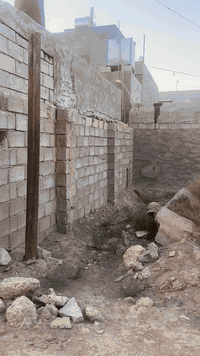 قطعه ارض للبيع كورنيش الرمادي 

يعلن مكتب الحكمه للعقار عن توفير قطعه 

ارض للبيع بمساحة   200 متر

شارع عرض 6 متر 

طابو زراعي تحويل مباشر 

موقعها كما موضح بلفديو من جهتين 

وسعر مناسب جداً 

90 مليون 

خدمات كامله ماء كهرباء مجاري 

وجه 10.  نزال 20  متر   

موقعها بين سده البعلوان 

وكورنيش الرمادي الحوز 

للستفسار الاتصال 

*********** هاتف 📞 

***********. وتساب فقط
