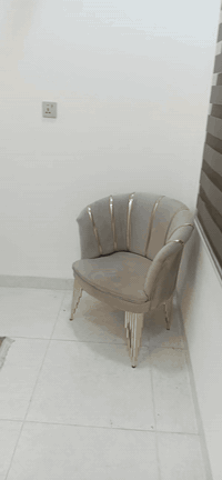 غراض منزلية مستعملة نضيفة للبيع
العنوان:  جمعية خير الله 
الرقم: ***********
