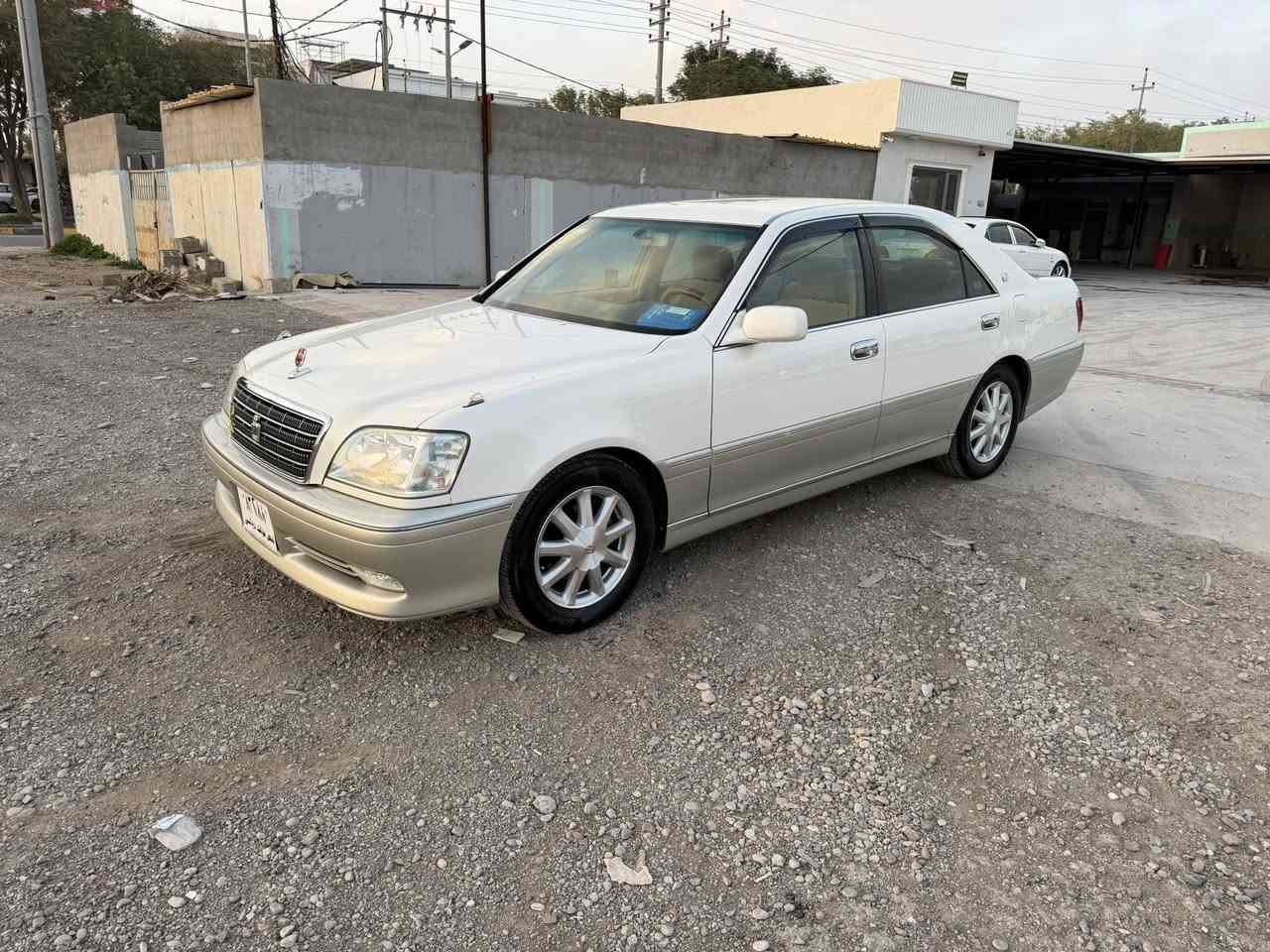 ســاق ٢٠٠٣سفر
Dكةورة بةنزين كةم اخوات زورخاوينة
1بـارجةي اوربـاية
٣دوگمةية ٤كوشين كارةبا
٤ويل وتايةي لوك سبيري دانةبزيوة
١١٦هةزار روشتوة بون شةريكةي ديت
هادروليك گيري كوراوة
سعري ٧٤كورينةوةش دةةكةم
تكاية كريار نيت مالي كةس مةشكينة
سيارة لةوينةكان جوانترة
***********
