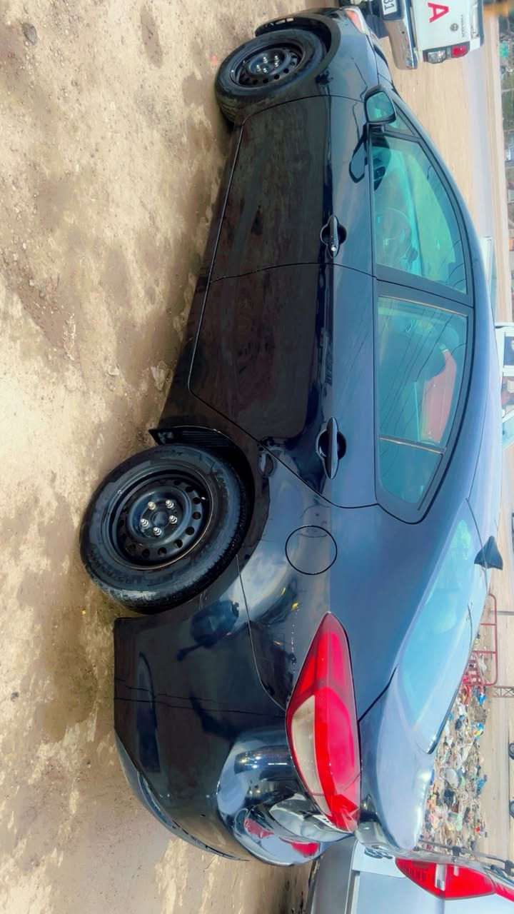 فورتي 2017حادث جنطة قبق ما مبدل معمر محرك 2000دوش كير AT   السعر مال بيع مستعجل عليها 114 ***********
