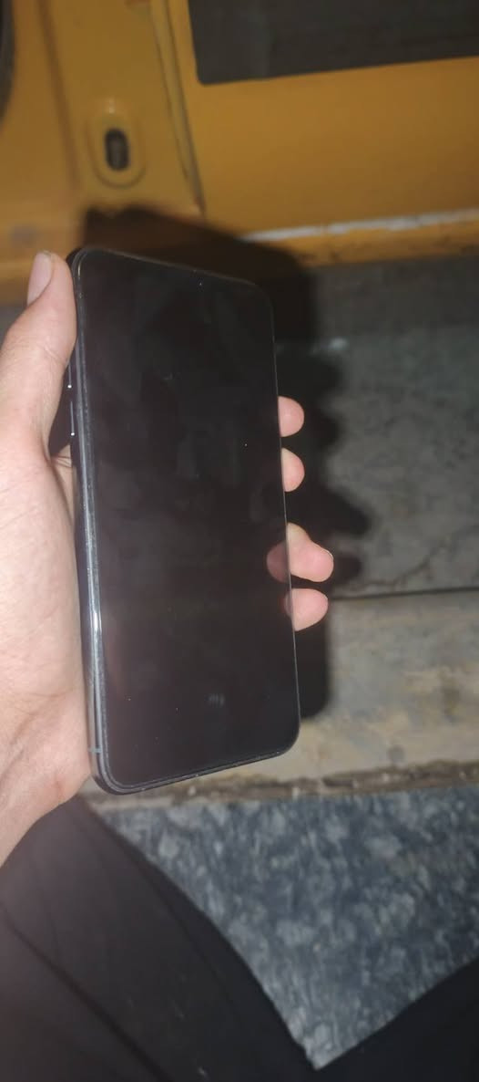 سلام عليكم 11برو ماكس ذاكرة 256جهاز وتر بروف لامفتوح ولامصلح بطارية90 قيم سعره او امراوس اب13حتلو امبدل بي حاجات


**إذا كنت صاحب هذا الإعلان وتريد حذفه لأي سبب، رجاءا أرسل رسالة إلى الدعم الفني**