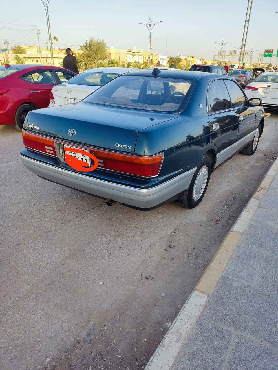 كروان بطه موديل 94 فصل
سياره حلوه واحله من الصوره تخم تاير المكينه شويه بيها ضعف ترايك للبغداد 
ملاحضه (ضربه بالجاملغ الخلفي ++مصبوغه لجماليه )حته الريمود سنتر لوك ع الريمود كهربائيات شغاله كلها رقم انكليزي بغداد باسمي سنويه ل29 الناصريه مركز
*********** السعر(48)وبيها مجال
