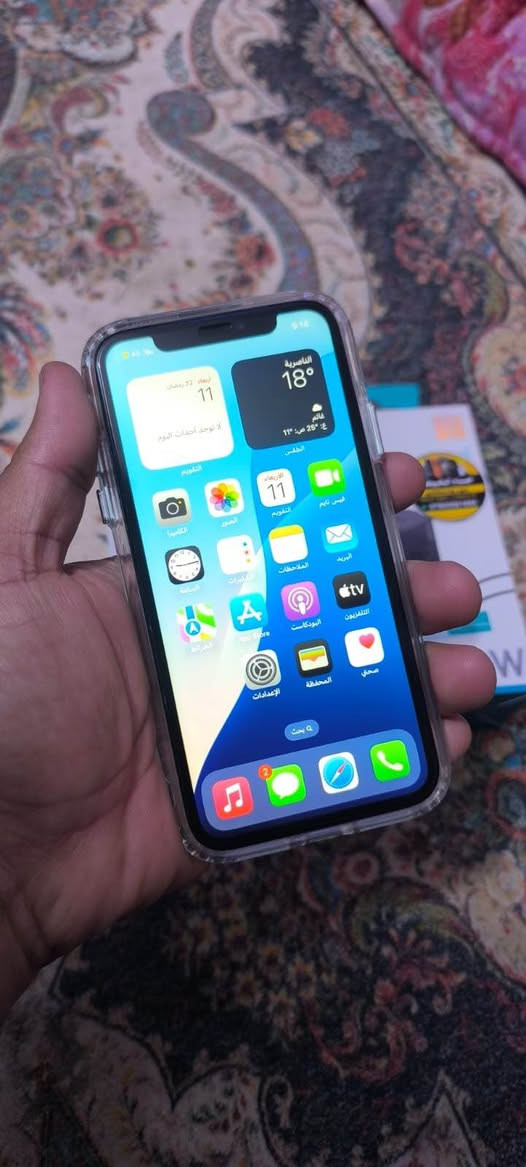 أيفون 11 وتر بروف مكفول من الفتح فقط كسر بالضهر كامل ملحقات ذاكره 64 بطاريه 72 شحنه حلو سعره 200 مكاني ناصريه مركز *********** ناصرية, ذي قار
