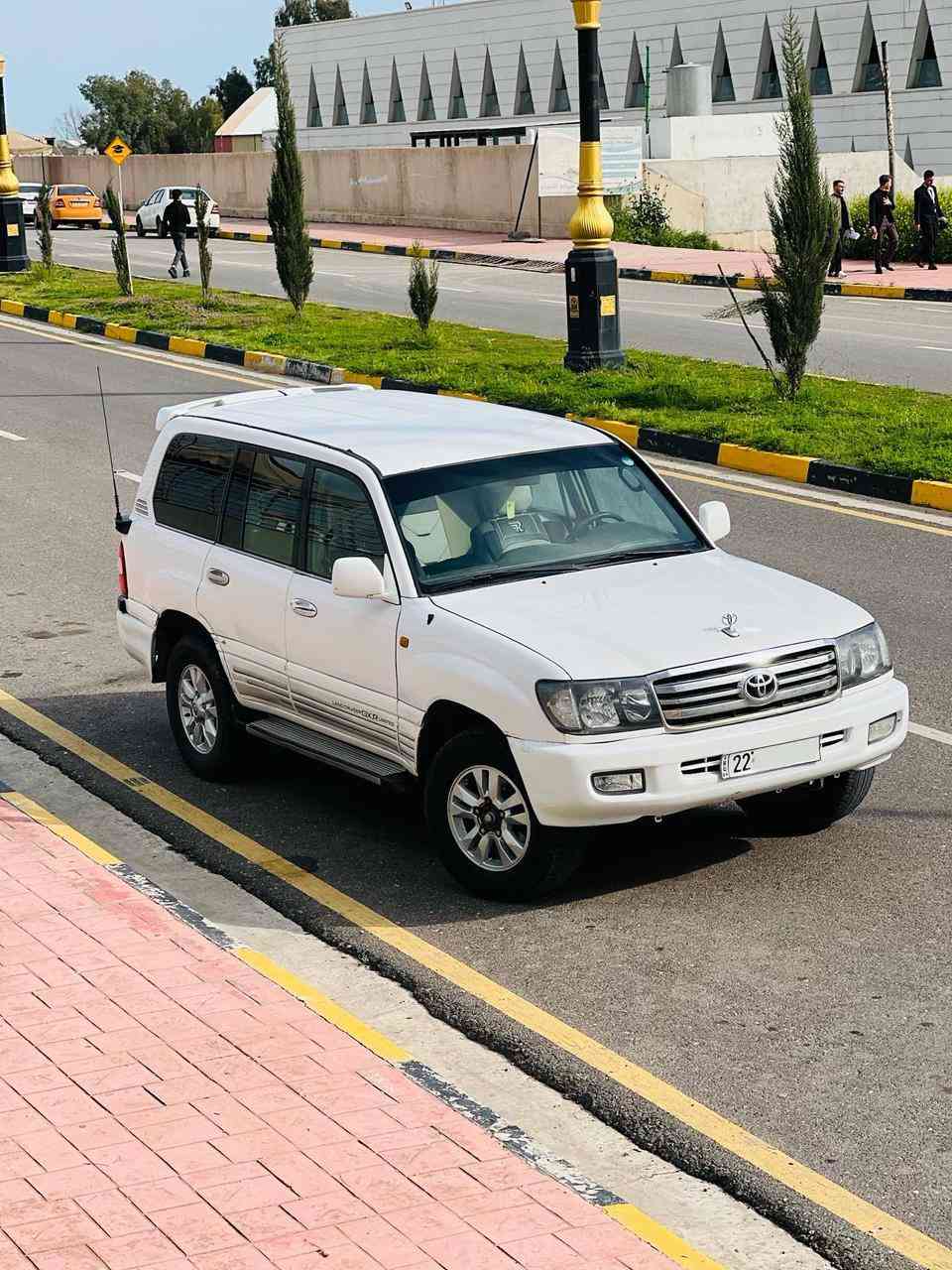 السلام عليكم
مونيكا جكساره موديل 99 محدث 2002
رقمها اربيل انكليزي
ضررها جاملغ امامي بدون داخل 
كير محرك اكسل بشرط
صدر امامي خلفي جديد 
ترايك وين تحب 
مكان السياره الموصل 
منظومه غاز 80 لتر 
ثلاجه بيها 
تبريد ٣قطع كلو شغال 

السياره فوول بس كير عادي
السعر 125
التواصل واتساب واتصال ***********
