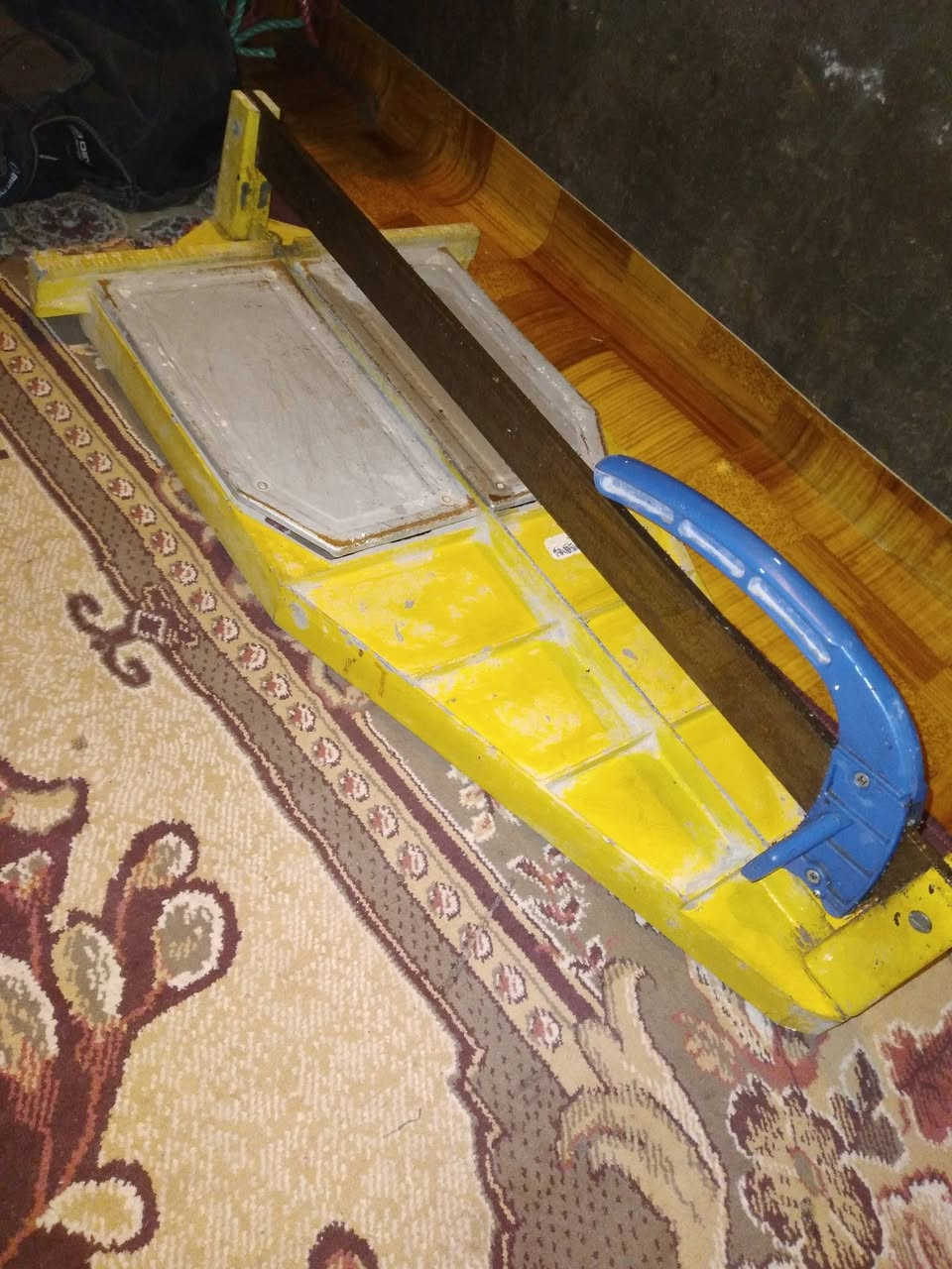 من رخصت الادمن مكص سيراميك الصلي قديم البيع سعره ٦٠ الف المكان البصره ابو الخصيب ***********
