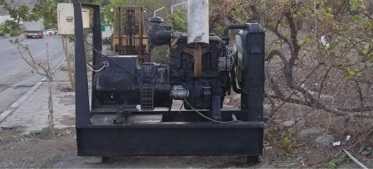 مۆلیدەی فۆر گەسن ئینگلیزی 55کەیڤی  ئەم مۆلیدەیە زۆر زۆر تازەیەو ئەوە نەی ئیش نەکردوەهيچ هيچ دوكه لو بوخاري نيه ئەم مۆلیدە ئە مەنە خاوێنە ماشائەڵڵا حسابکە  مۆلیدەکە لۆکە کێ مشتەرییە تێلکات
***********
*********** دخان, السليمانية
