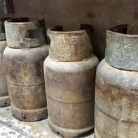 توفرت قناني غاز شرط كلة عراقي كمية خير من الله سعر القطعة30الف  مكاني ...