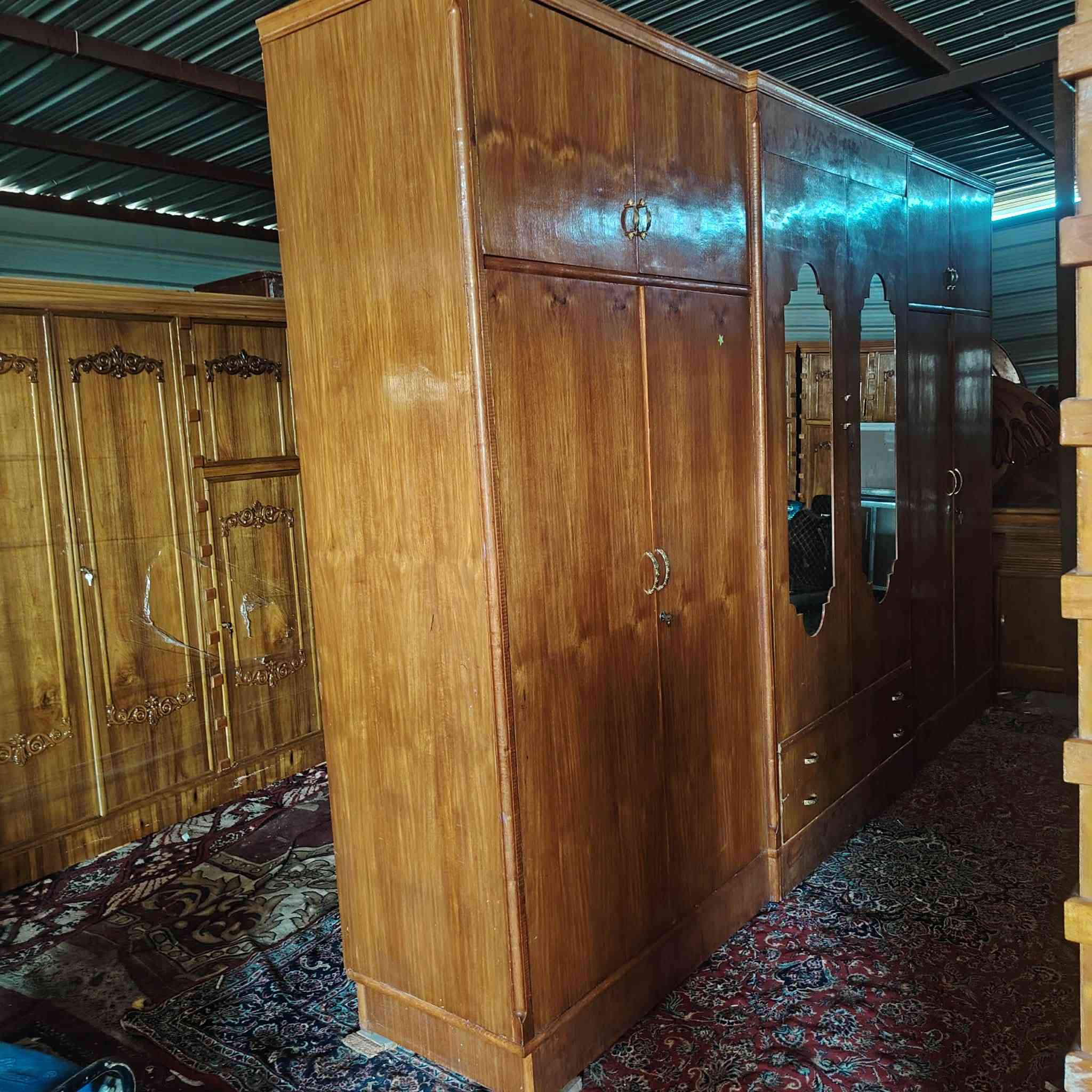 السلام عليكم يوجد تخم غرف اخشاب لدينا كاونترات طباخات جديده ومستخدمه غرف نوم جرابي انواع الاغراض المنزلية الاستفسار تفضل خاص


**إذا كنت صاحب هذا الإعلان وتريد حذفه لأي سبب، رجاءا أرسل رسالة إلى الدعم الفني**