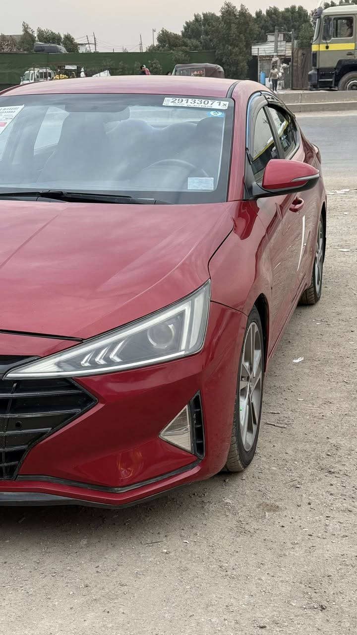 السلام عليكم
للبيع هونداي النترا 
موديل 2019
وارد امريكي 
حادث بسيط موضح بل الصور 
وبيهه بل العراق صبغ الدوسه وقبق الجنطه 
مكينه 2000دوش
السعر 127$ وبيهه مجال بسيط
رقم بغداد جديد بأسمي 
كير مكينه حديد خير من الله 
ماشيه 97الف//المواصفات 
شاشه وكامره بلادي تحكمات استيرن تتفئ استيرن وكشنات 
رادار جانبي واشاير بل المري 
#مكاني #بغداد
الاستفسار الاتصال ***********
غير متواجد فيس
