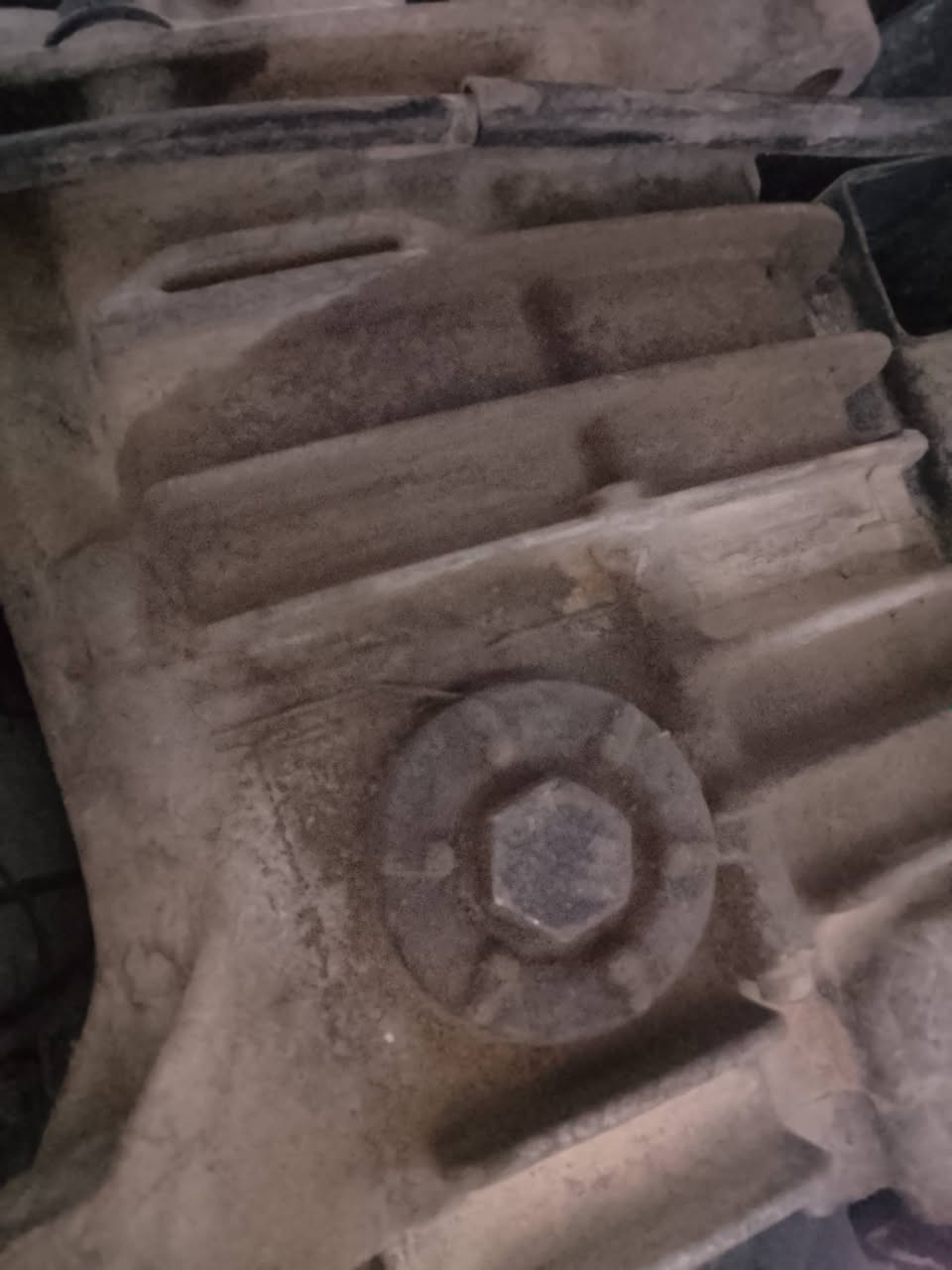 ماكس عدله للبيع شراي اتصل *********** وتساب 
العنوان بغداد شارع حيفا 
السعر 575 وبيها مجال
