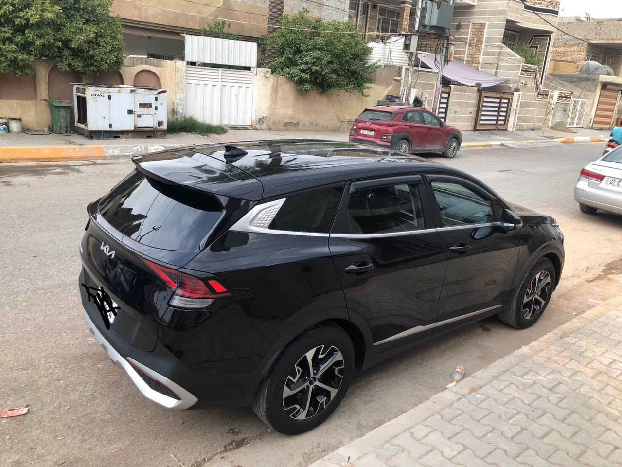السلام عليكم سبورتج موديل 24 سياره نص فول داخل لونين جلد سياره بدون صبغ فقط قطعه وحده تبديل البنيد فقط سياره بصمه ابواب بصمه تشغيل عن بعد سياره خير من الله بسمي تحويل مباشر رقم نكليزي مكاني التحرير لاستفسار عل رقم 
*********** بعقوبة, ديالى
