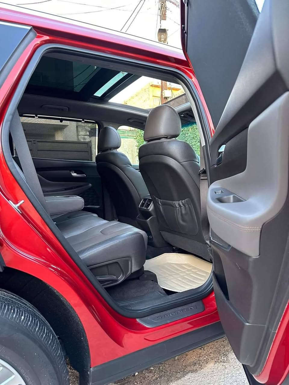 سلام عليكم
السلام عليكم للبيع او المراوس حسب الرغبه هونداي سنتافيا  فول مواصفات للأخير بصمة تشغيل ودشبول ديجتال صندوق كهرباء هندبريك كهرباء اربعة انضمة قيادة مود درايف كير 8 سرعات محرك 2400كشنات جلد مع تدفئة كشنات خلفيه كهرباء والاماميه كهرباء شاشة لمس بيانو بردات جانبية سقف شاموا فتحة بانوراما رادار جانبي وامامي تحديد مسار توقف ذاتي  فورويل تحكم استيرن جهتين ايرباك الاشاير بلمري  شحن وايرليس انارة ترحيب ابواب عند الاقتراب شاشة كبيرة نيكل بلاك لد نهاري  وارد امريكي ضرر البنيد وجاملغ صبغ جديده سياره ماشيه 72الف كليو متر حقيقي باسمي بغداد رقم دولي الجديد حره مكان بغداد التاجي رقم الهاتف ‏‪***********‬‏ بي واتساب سعرهه215
