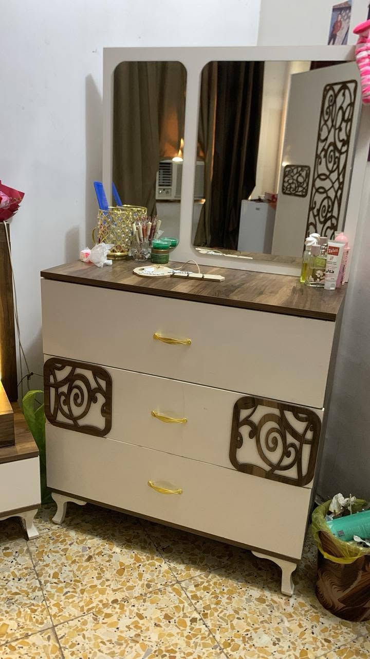 بغداد الدوره

خمس قطع السعر 350 وبيها مجال 
***********
