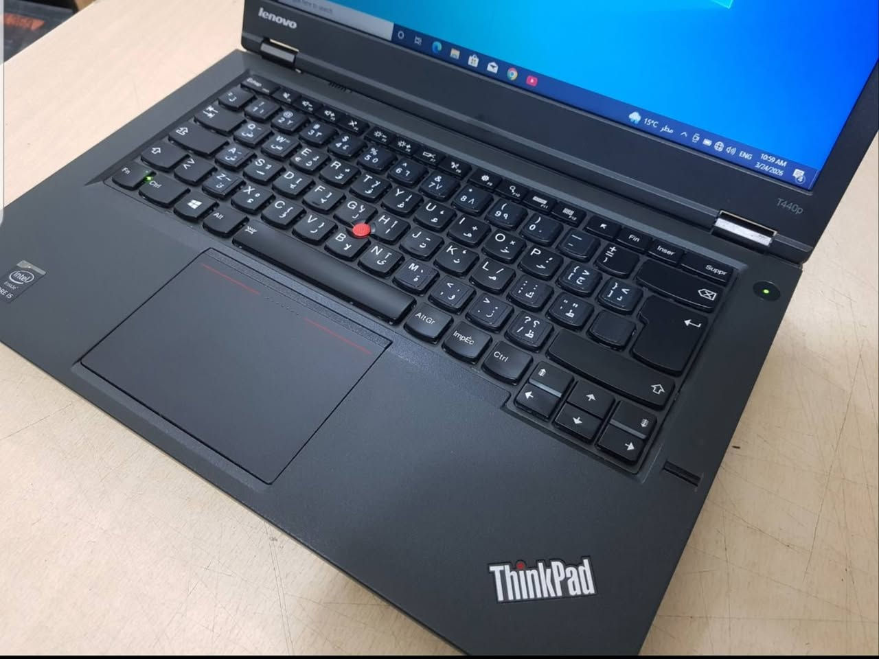 تحية طيبة .. لابتوب لينوفو كور اي 5 الجيل الرابع ورام 4 كيكا وهارد hdd 320   حجم الشاشة  14  بطارية قوية تشتغل اكثر من 3 ساعات بيها مشغل اقراص و بصمة سعرها مناسب جدا 90 الف دينار و نظافة عالية بيها ملاحظتين وما مأثرة على عمل اللابتوب الاولى بيها خط رفيع بالشاشة ما يأثر على رؤية الكتابة نهائيا واذا تريد تبدل شاشة موجودة ب 40 الف و النقطة الثانية الواي فاي مالها عاطل وخليت واي فاي خارجي على ال USB والنت شغال ١٠٠ بالمية 

مكاني بغداد توصيل داخل بغداد 5 الف و باقي المحافظات 8 الف ***********
