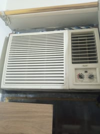 مكيف مستعمل توكما السعر 225 الخطيب شغال تدفئة وتبريد  07891116126