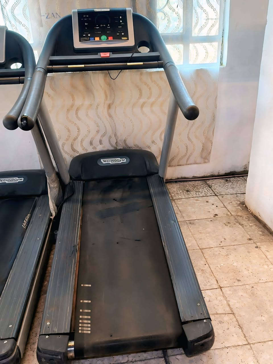 للبيع 2 جريات تكنوجم جبلي وعادي شغالات القطعة على 700
1_ اوبتكل لايف فتنس (300 الف )

1_اوبتكل NAUTlLuS ( الف  200 )

1_درج لايف فتنس( 100)

2بايسكلات الصفر  القطعة على (150)

1_ملتي جم (100الف)

1_عقلة لايف فتنس  (250 الف)


**إذا كنت صاحب هذا الإعلان وتريد حذفه لأي سبب، رجاءا أرسل رسالة إلى الدعم الفني**