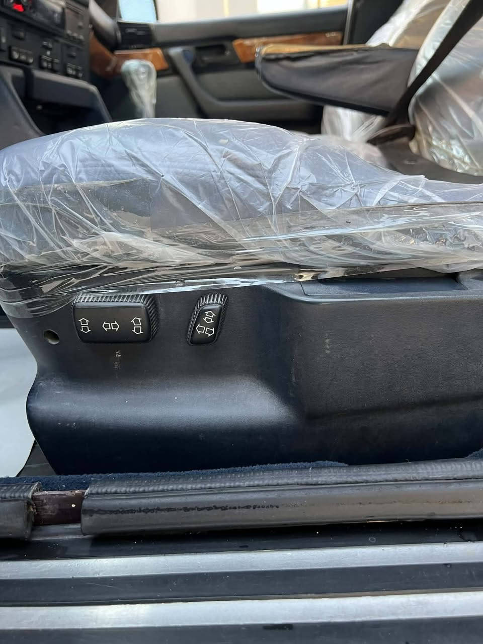 سلام عليكم بي ام 525 اصل
1991 فول
محرك 520 كبس 
سياره فول داخل جلد
غرفه صاج ملكي
كشنات كهرب 
طخم تاير جديد
كير محرك شرط
تبريد ثلج وتدفيه
رقم نينوى دولي سنوية 28.
سعر 53 
*********** ***********
