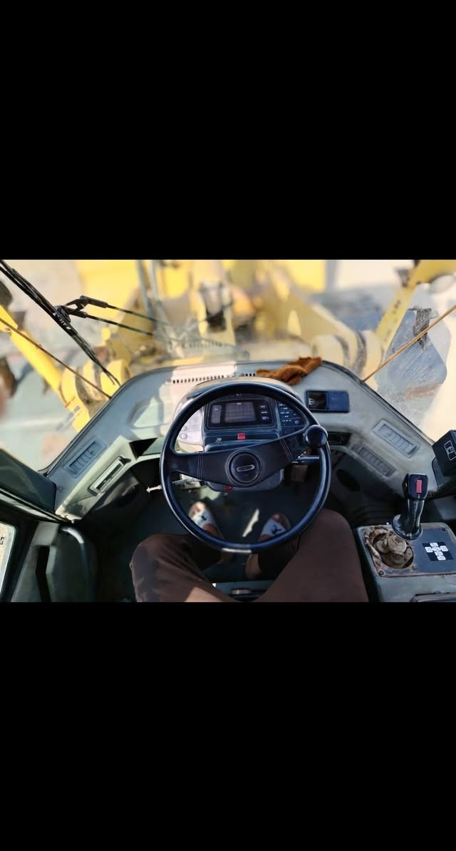السلام عليكم
البيع شفل كوماتسو مديل99
رقم واسط باسمي تحويل ثاني يوم
كفاله عامه
تخم تاير
مكينه جاهزه للعمل
يرهم مراوس حسب القناعه
 العنوان واسط قضاء الحي للإستفسار الاتصال ع الرقم
***********
