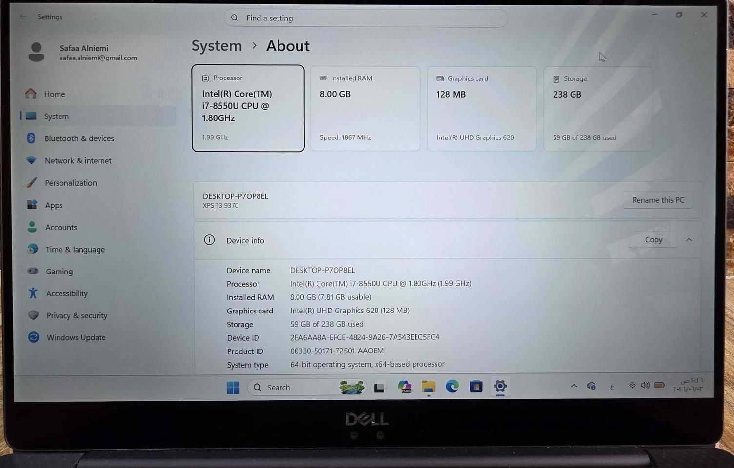 💻 لابتوب من الجيل الثامن (8th)
              🔷 Dell XPS 13 9370
✅ المواصفات:
🟩 المعالج Cor i7
🟩 الجيل الثامن  8th
🟩 الرام 8 گيگا 
🟩 الهارد 256 GB نوع SSD السريع جداً 
🟩 حجم الشاشة 13 انج 
✅السعر ( 290 )الف ☑

💥 ملحقات الجهاز:
شاحنة الاصلية 
📞 للاستفسار :
  الاتصال ✅  
***********
***********
