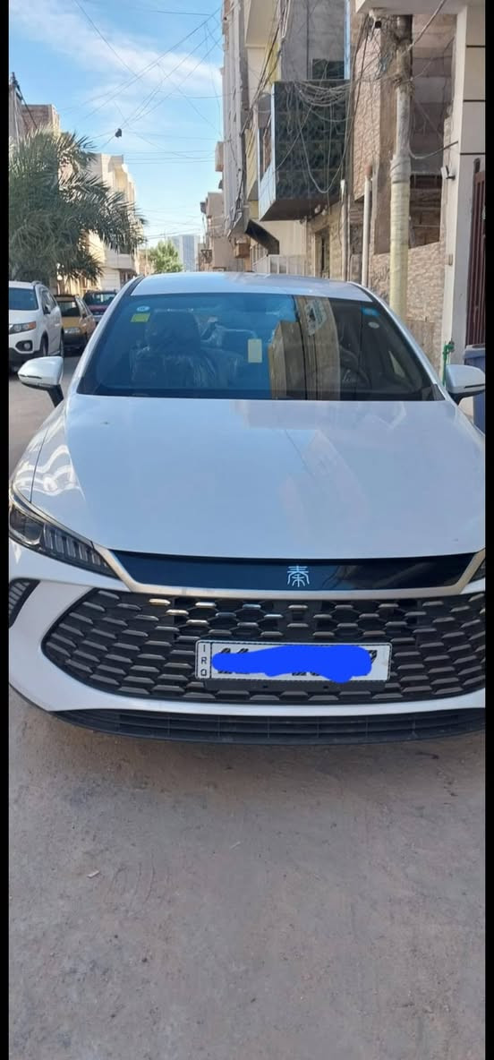 BYD كن بلاص 
لون ابيض بغداد 
مكفولة عام ماشية 4000 
للاستفسار ***********

