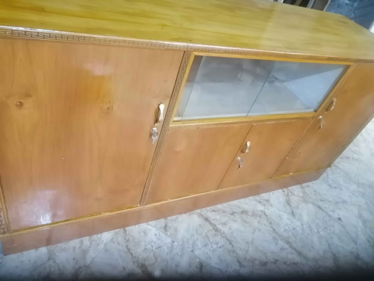 سلام عليكم من رخصة الادمن بوفيه مترين صاج سعره ١٢٠ وجربايه نفرين سعره ٥٠ شغل مكانه كربلاء الاتصال على الرقم *********** *********** العنوان قريب شارع الحافظ عمود ١٣١ قرب دلالية الضياء كربلاء, العراق
