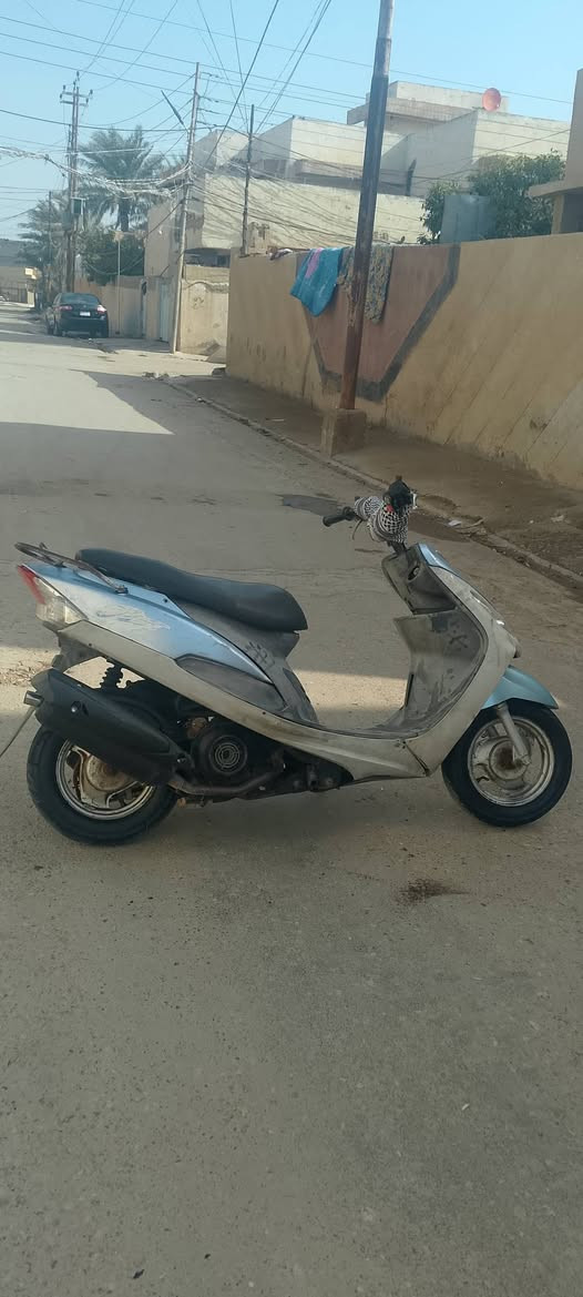 سلام وعليكم
دراجه ماكس منغولي للبيع او مراوس بماكس عدله 
الدراجه مفتوحه بس مفيلسه وين متريد افحص 
المكينه خير من الله 
الكفرات ختم واحد مال البلاد
شعندك مراوس نزل 
مكاني ديالى بعقوبة التحرير 
السعر خاص 
هاذا الرقم ***********
