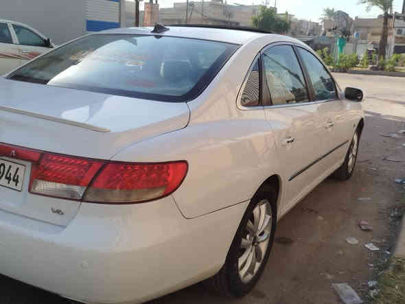 سلام عليكم ازيرا 2008 خليجي.  مواصفات 1/1 محرك 3300

 بي قطعتين صبغ. وقطعتين ملاون.    بدون دواخل شرط فحص. 

مكان بغداد. الرصافه.  رقم اربيل الجديد سنويه 2028 تبريد ثلج 

كير جديد.    محرك بدون تبخير. بدون تنقيص شرط.نشاط فول  

بيها بدايت تشغيل اول ثواني راجز. ويكطع.  ينزل سعر محرك. 

السعر 92 ورقه  شراي يتصل. ***********.
