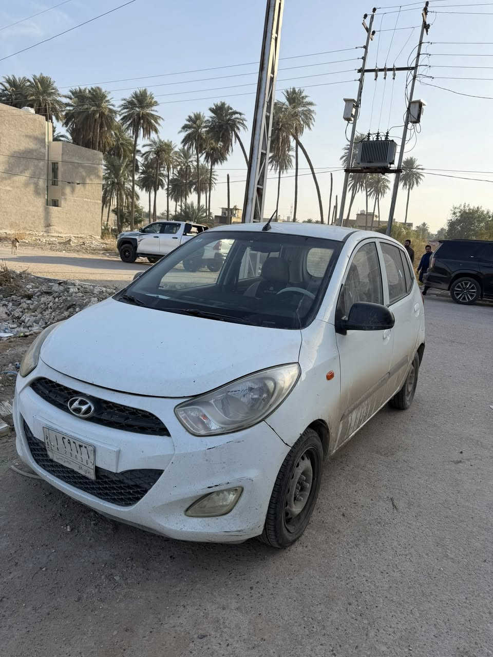 بيكانتو موديل 2014 سياره نضيفه بيه نقوصات قليله بيه طخه ب الجامرلوغ الامامي اليسعر 65 وبيه مجال قليل ***********
