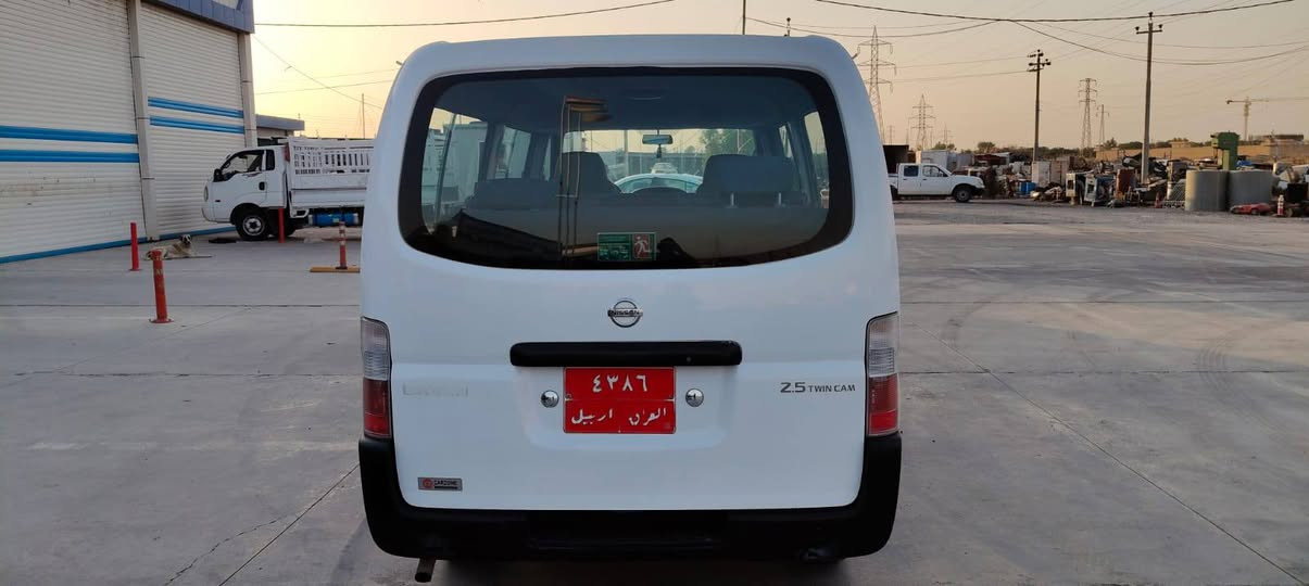 مودیل 2011 محرك گیر اکسل تبرید بشرط سیارە کفال عامە گاعی و کوشین جدید 4 تایر جدید السعر  170 وابیها مجال رقم موبایل *********** مکان سیارە کلار

