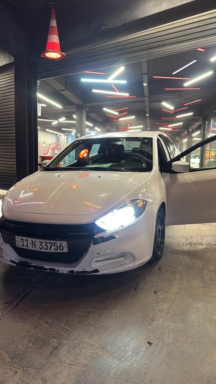 اعادة المنشور بسبب الوعود الكاذبه دوج دارت 2013 سياره بيها صبغ بيبان ثنين عكس السايق وجاملغ تخم تايرات جديده كير محرك تبريد كله مكفولات مستعجل جداً على بيعتها سعرها ٦٥ قفل 
مكان السياره بغداد اليرموك *********** بغداد, العراق
