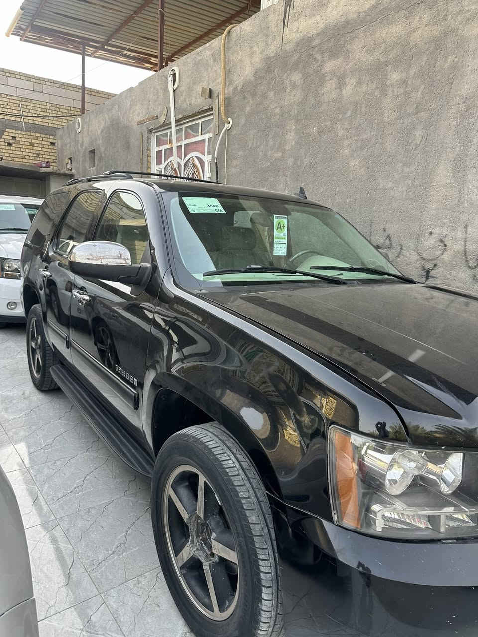 سلام عليكم تاهو LTZ فول مواصفات فتحه شاشه كامره حساس كشن جلد منفصل خزن تبريد تدفئه بلكشن هواي بيه مواصفات سياره جاهزه من كلشي بيع او مراوس بجارجر اوباما فقط السعر 165 وبيه مجال لشراي مكفوله من الصبغ العام وصبغ الحزام كفاله من الضربه للستفسار ***********
