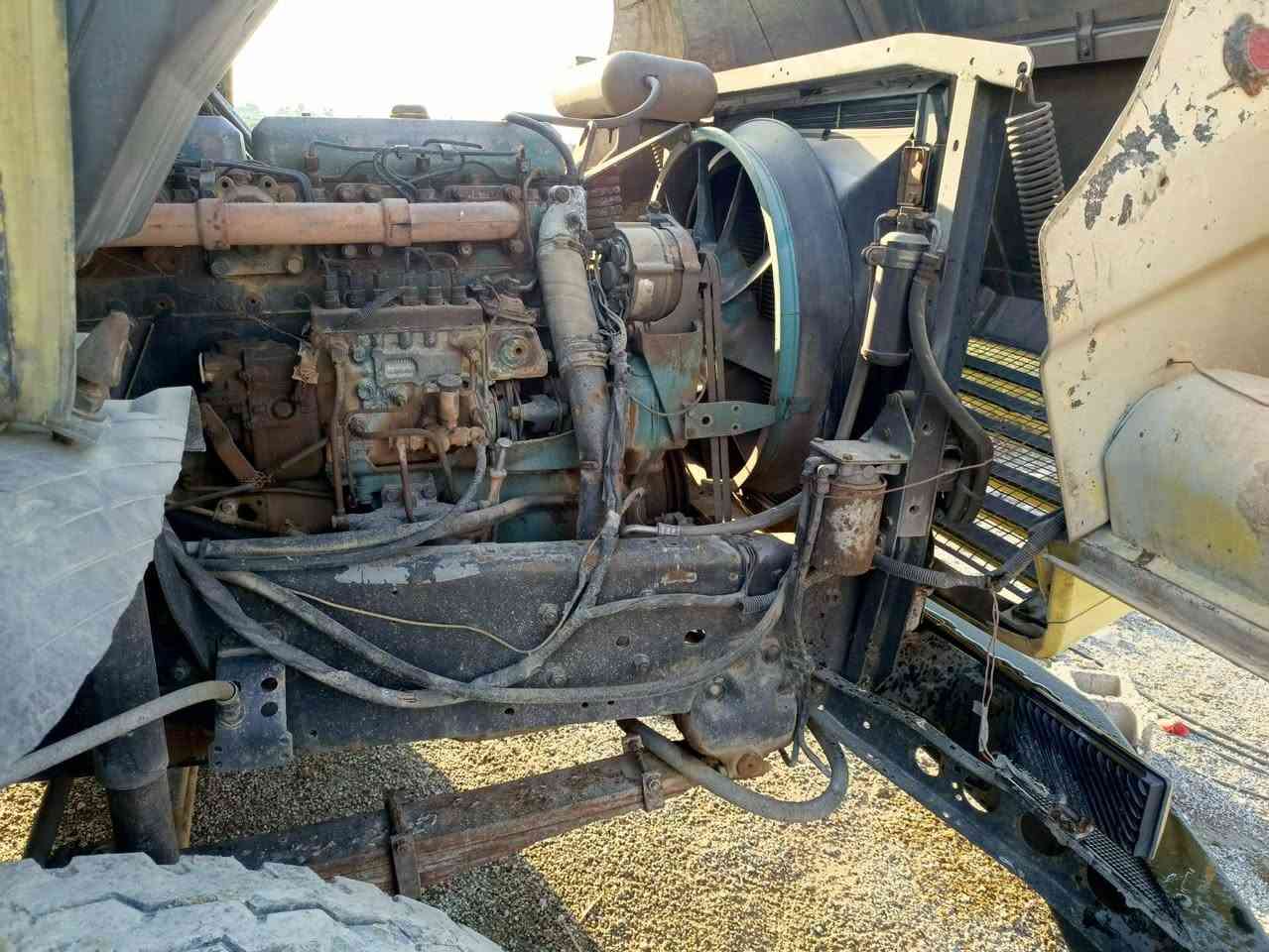 اسكانيا موديل 90 بدي طويل رقم كربلاء انكليزي جديد الشاصي مكفول المحرك بيه تبخير قليل مابيه تنقيص السعر شدة للمعلومات***********
