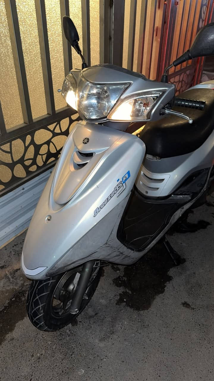 سلام عليكم للبيع فقط 
دراجه بريز بغبغاء موديل 2012
مكفول كفاله عامه 
ماشية :52الف 
ملاحظة الدراجه رمبه 
مكان الدرجه الكاظمية 
للاستفسار: ***********
